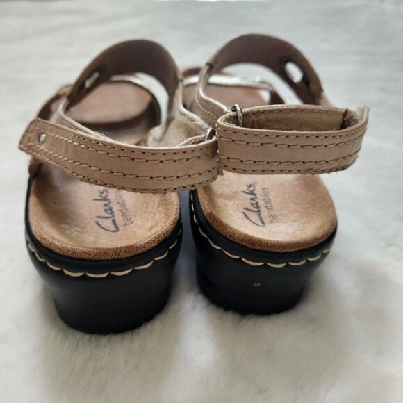 Clarks Bendables Hook and Loop Womens Cream Strappy Comfort Sandals - Picture 7 of 8